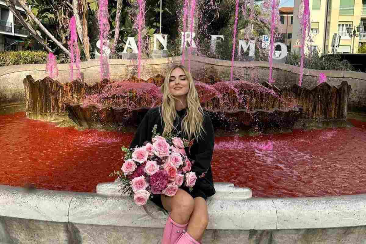 chiara-ferragni-si-ripete,-in-intimo-sul-letto-e-una-vera-dea-ma-le-critiche-sono-spietate